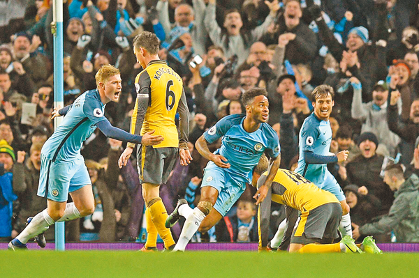 [图]中超-周定洋99分钟绝平 蓉城1-1申花重夺榜首