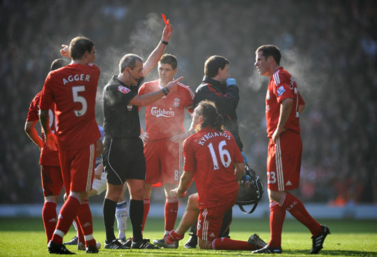 西亚卡姆30+14 步行者险胜黄蜂